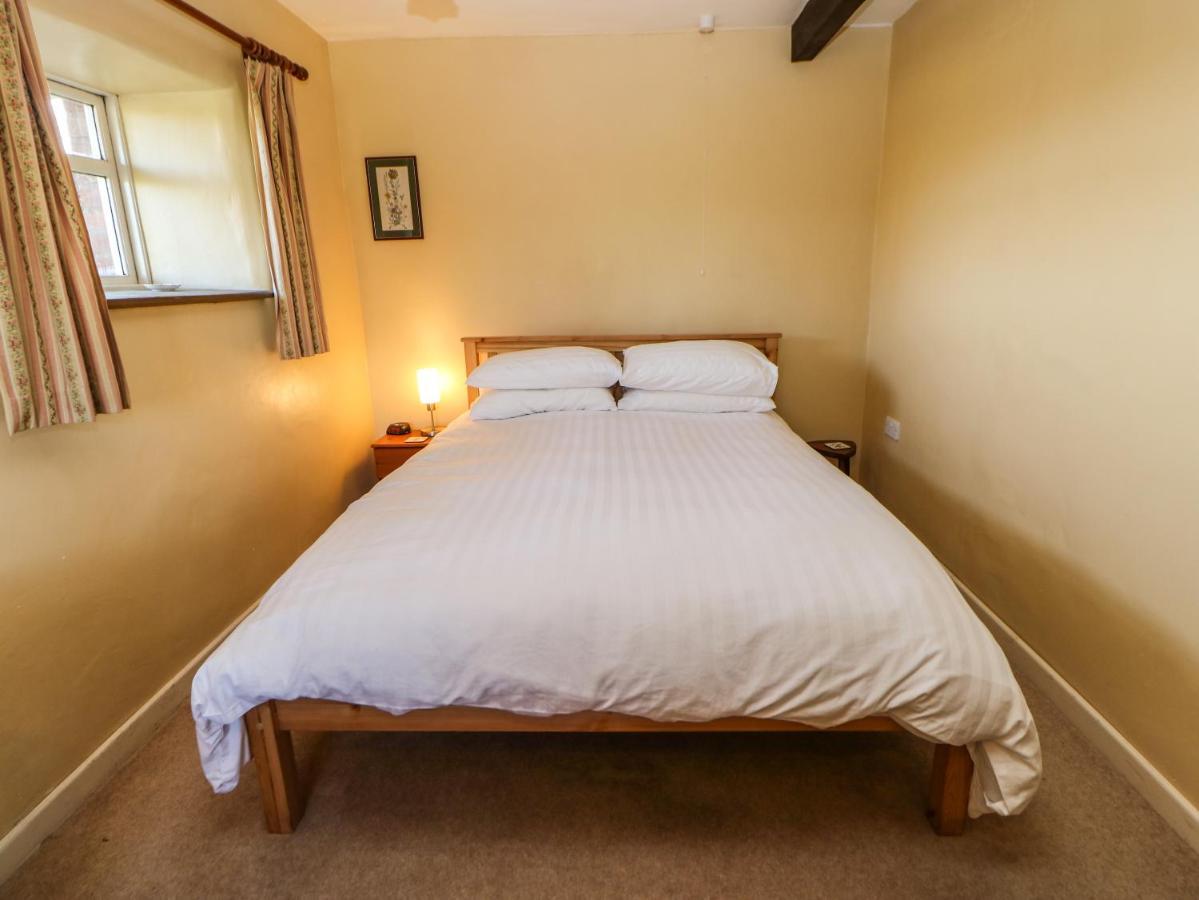 Cherry Tree Cottage เคิร์กบีสตีเฟน ภายนอก รูปภาพ